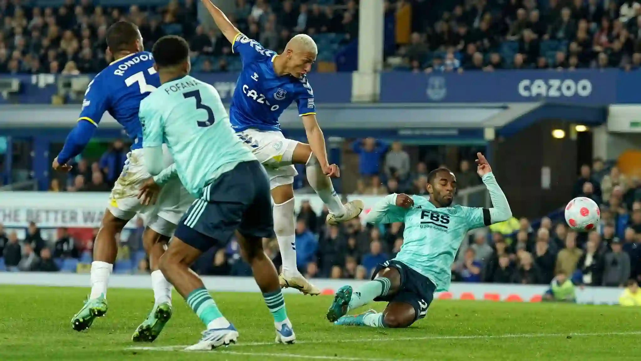 Match officials confirmed for Leicester City vs Everton